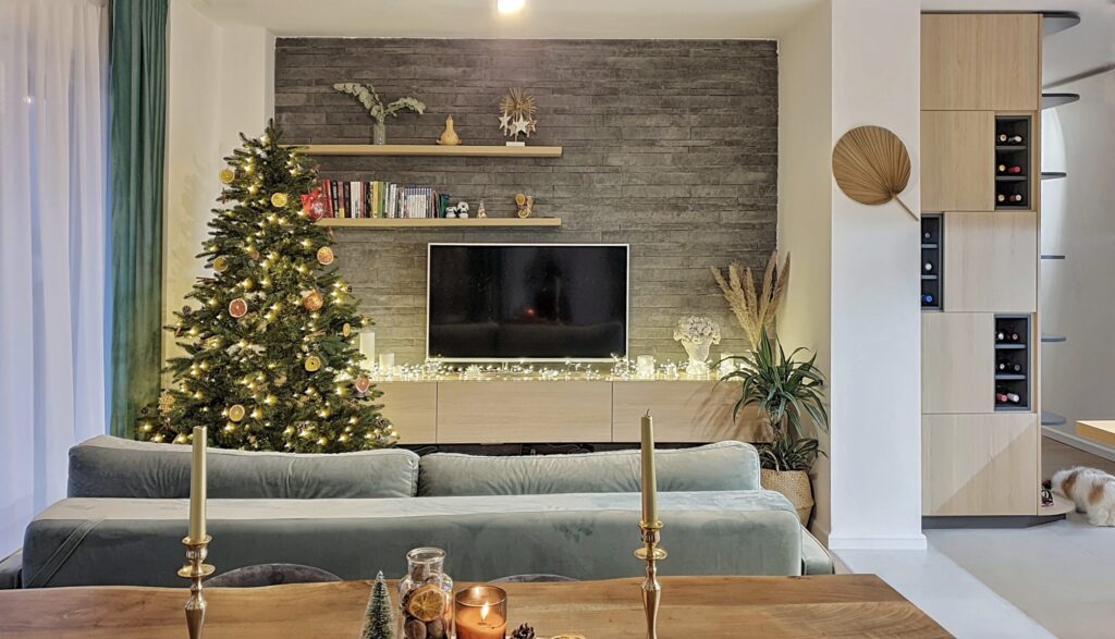 smart and cozy family apart 1 scaled
